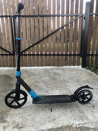 Продаю самокат