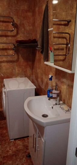 2-к. квартира, 40 м², 3/5 эт.