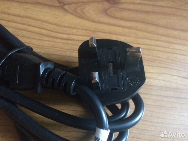 Шнуры питания 3-pin англ разъем с предохранит 10А
