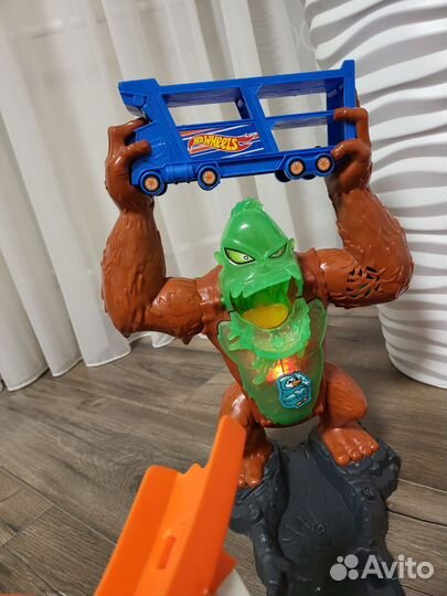 Hot wheels трек горилла