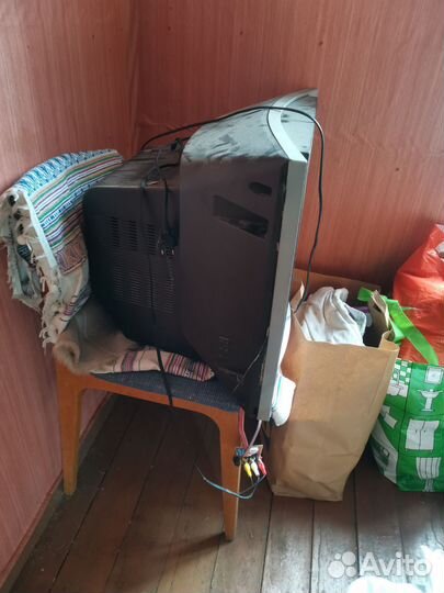 Телевизор samsung