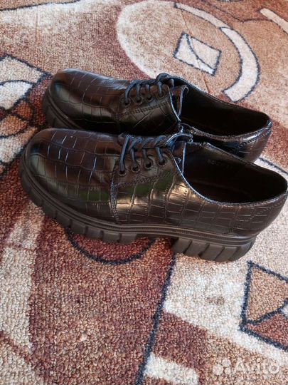 Ботинки женские