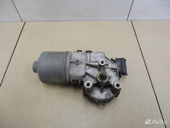 Моторчик стеклоочистителя передний Logan 2005-2014