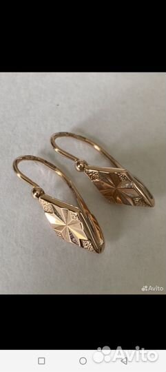 Золотые серьги