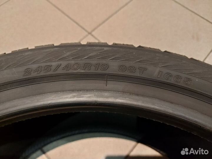 Yokohama IceGuard Stud IG65 275/35 R19 и 245/40 R19