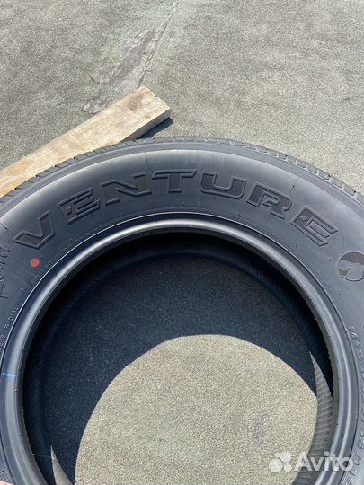 Kumho Road Venture ST KL11 255/65 R16