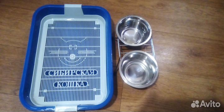Набор для кошек: лоток и миски