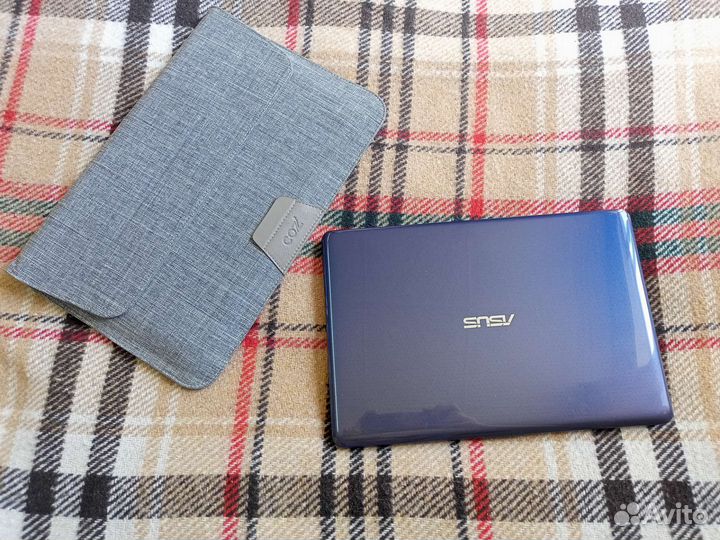 Ноутбук asus E203MA
