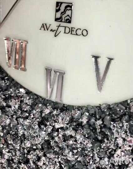 Настенные часы из эпоксидной смолы