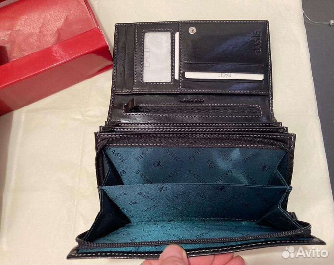 Кошелек Basile
