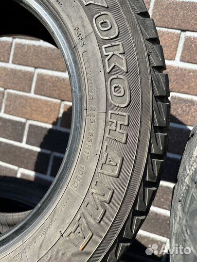 Yokohama Geolandar H/T-S G051 225/65 R17