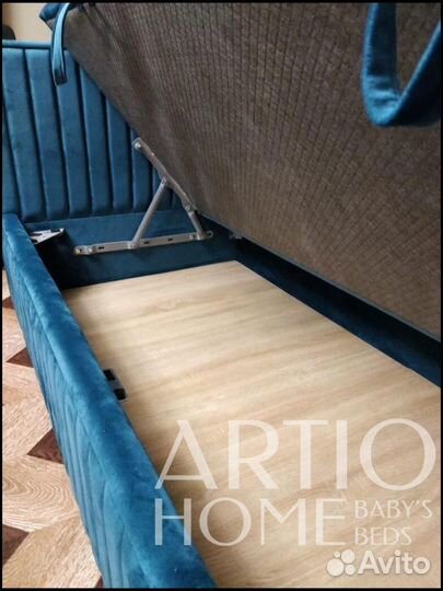 Детская кровать с мягкими бортиками