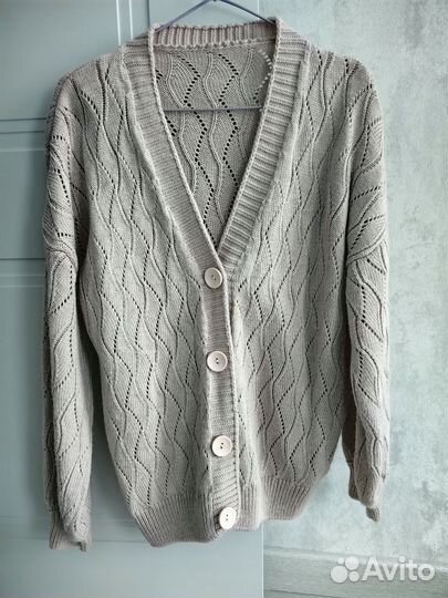 Кардиган женский короткий