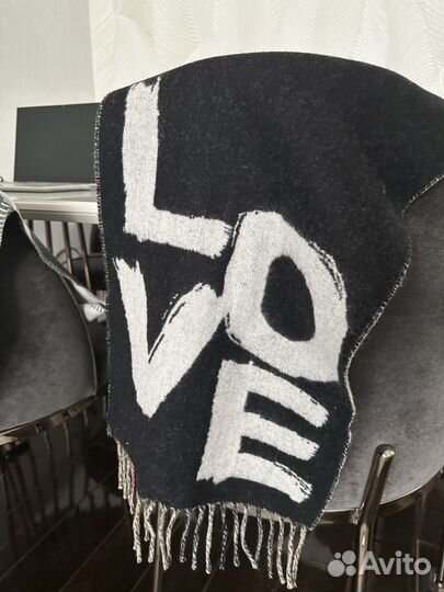 Шарфы Burberry и Hermes теплые