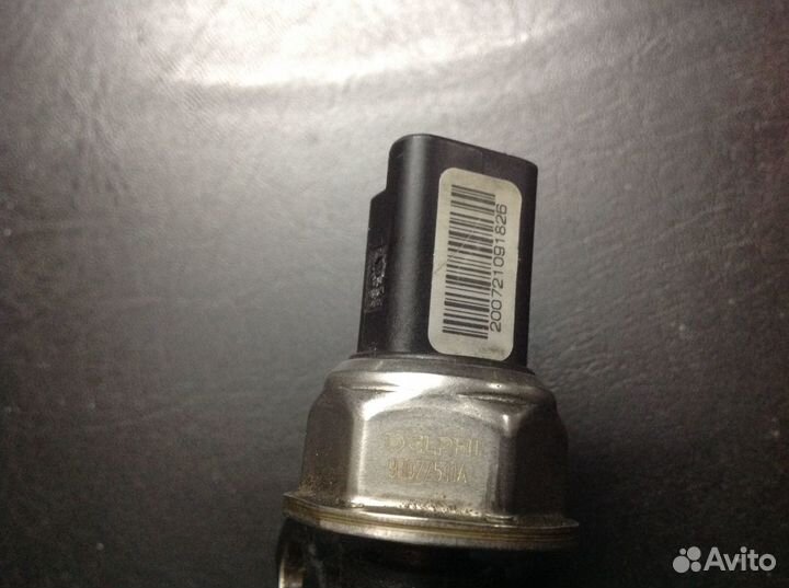 Топливная рейка Рено сценик 1.5 дизель 2007г