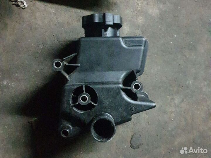 Бачок гур мерседес w164