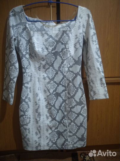 Пакет вещей (платья)