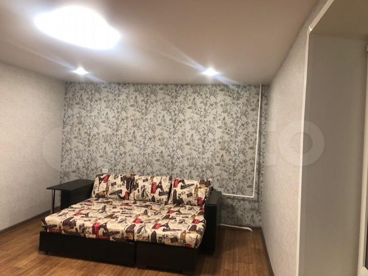 2-к. квартира, 54 м², 4/9 эт.