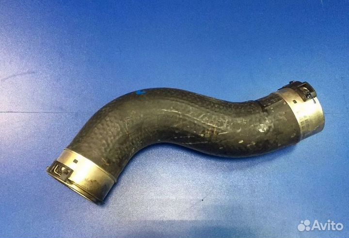 Шланг интеркуллера левый мазда сх9 2019г