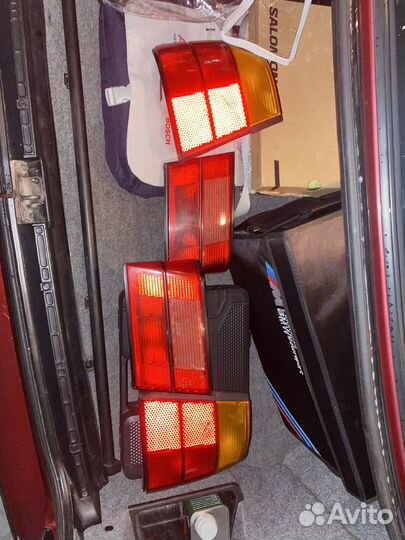 Здание фонари bmw e34 седан