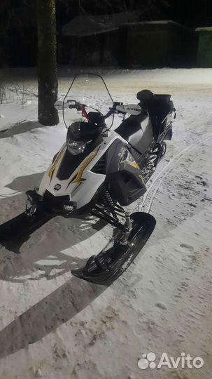 Снегоход Стелс Капитан Лонг