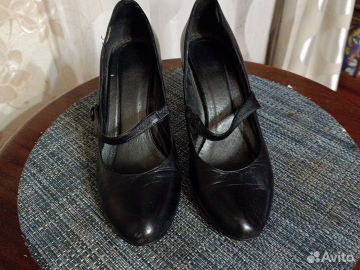 Классные Туфли 39 нат кожа черные