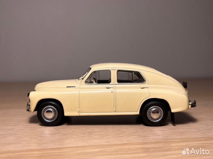 Модель Газ М20 Победа 1:43