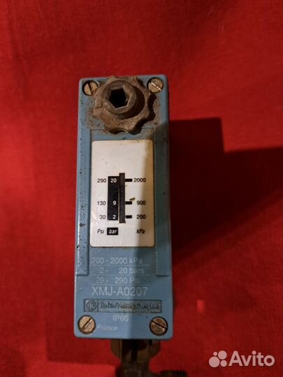 Реле давления Telemecanique XMJ-A0207