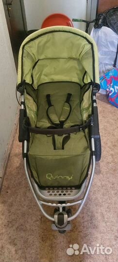Прогулочная коляска quinny
