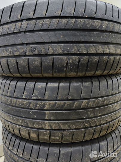 Bridgestone Turanza T005 215/60 R16 95V