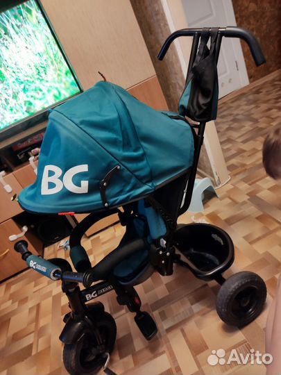 Трехколесный велосипед коляска бронь