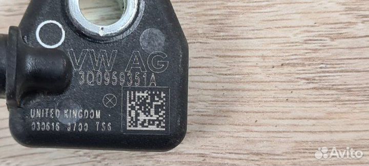 Датчик удара Vw Passat B8 3G 2015