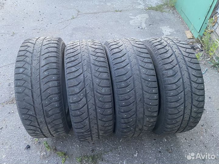 Bridgestone Ice Cruiser 7000 235/60 R16