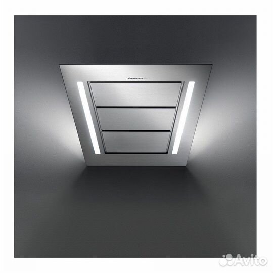 Новая итальянская вытяжка Falmec diamante steel 90