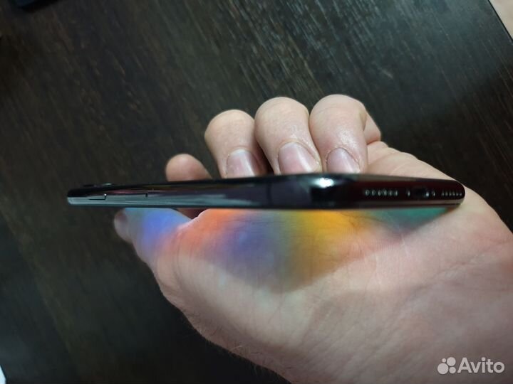 iPhone X, 64 ГБ