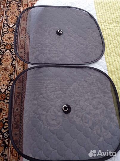 Сетка защита стекла от солнца в автомобиле