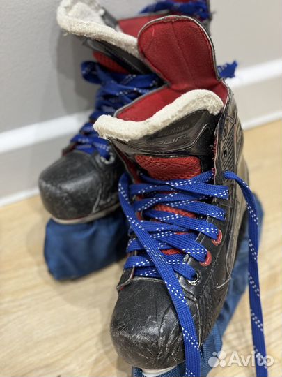 Хоккейные коньки bauer vapor x800 33,5 размер