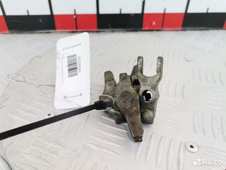 Крепление форсунки Opel Zafira (A) рест. 2005