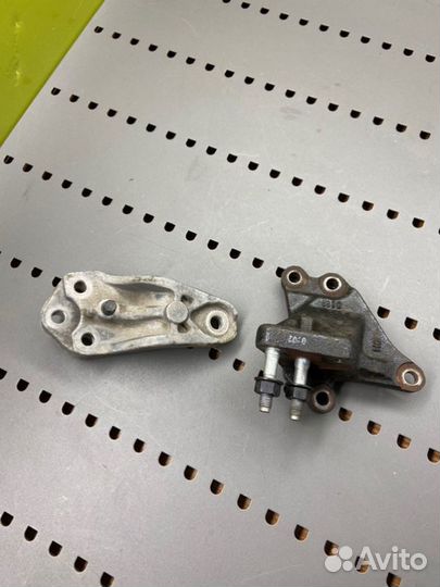 Кронштейн двигателя Hyundai I30 1 FD G4FC 1.6 2009