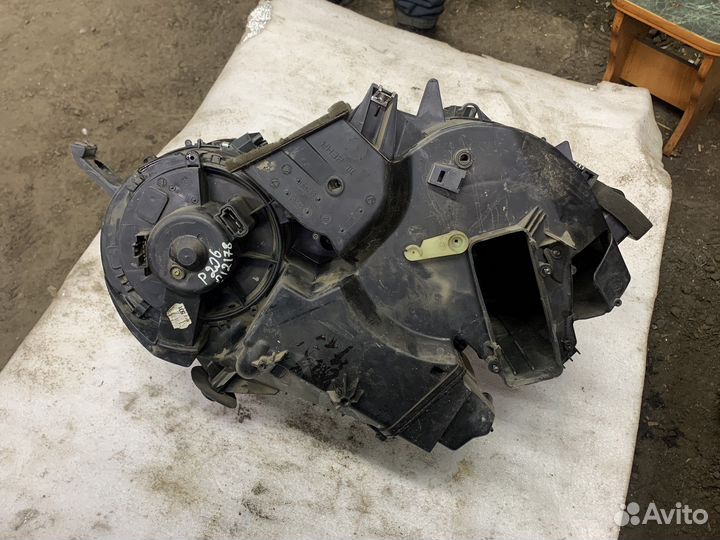 Печка Peugeot 206