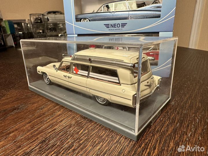 1:43 NEO/BOS: Cadillac Superrior, Mercedes 300D