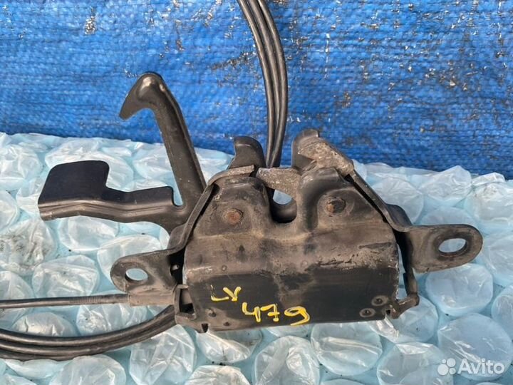 Замок капота Toyota Sienna XL20 3.3 L 3MZ-FE 230HP