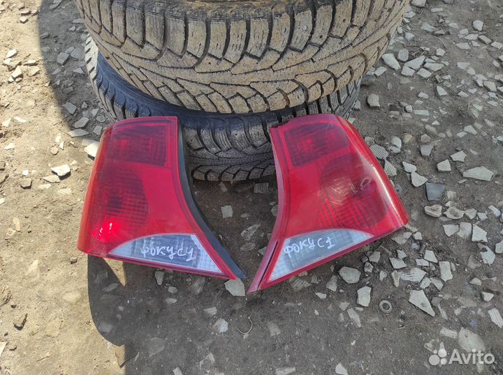 Фара, фонарь для форд фокус 1