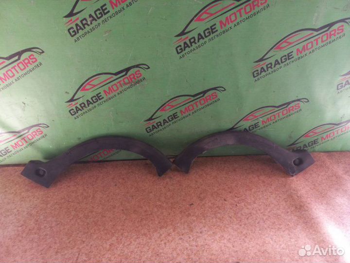 Накладка петли багажника Mercedes-Benz E240 Ат