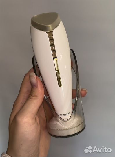 Массажер для лица Bork