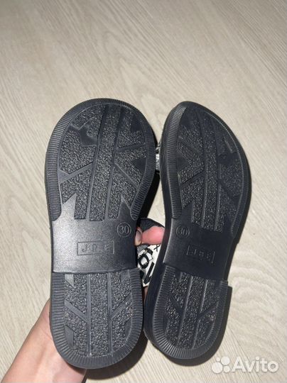 Сандали