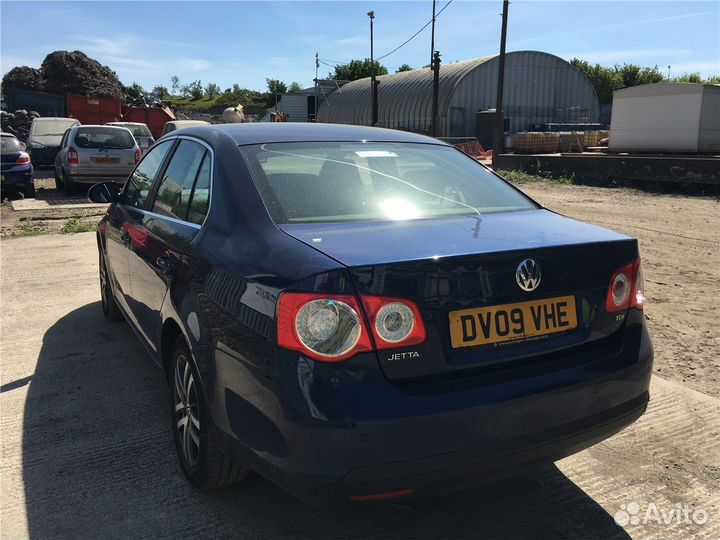 Разбор на запчасти Volkswagen Jetta 5 2004-2010