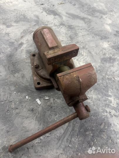 Тиски СССР большие 100мм губки