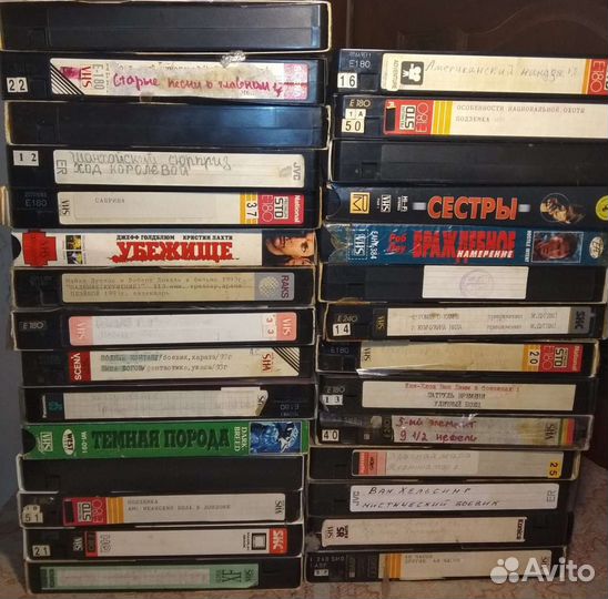 Видео плеер vhs LG с 29 видеокассетами