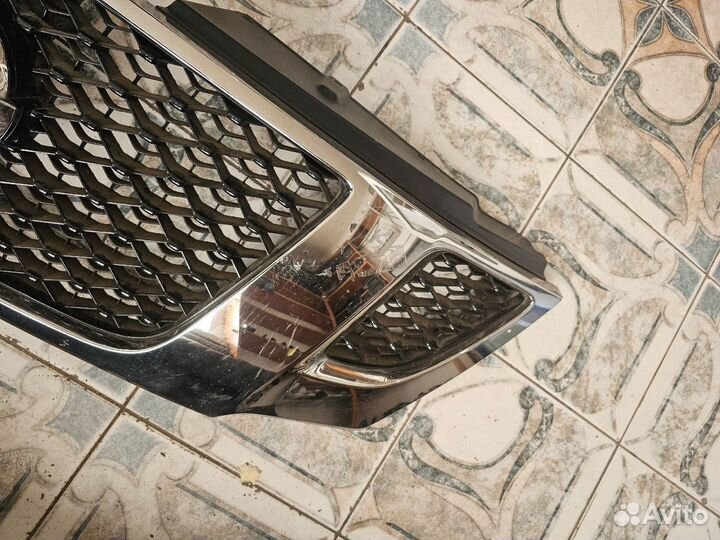 Решётка радиатора Nissan Patrol Y62